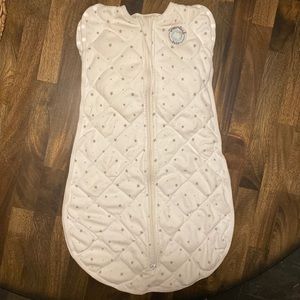 Dreamland Baby Weighted Swaddle Small 0-6 months White Grey Stars Sleep Sack
